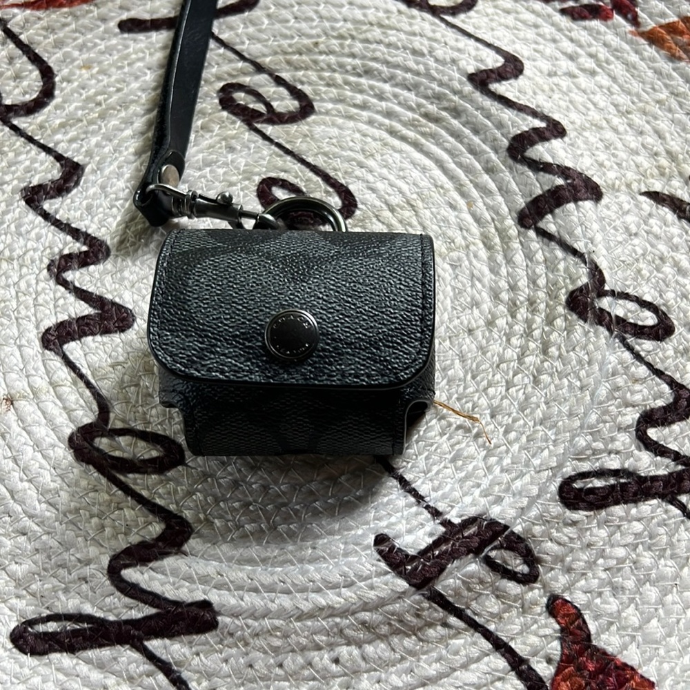 AirPod  Pro case